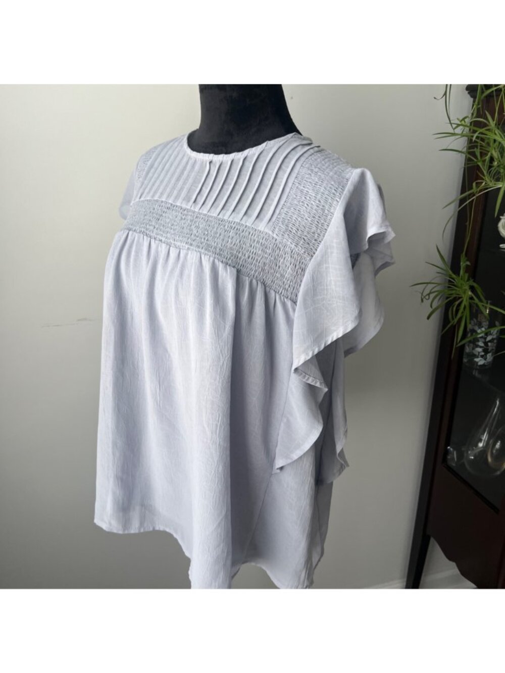 Entro Light Blue Smocked Flutter-Sleeve Blouse - Size M - Picture 2 of 11